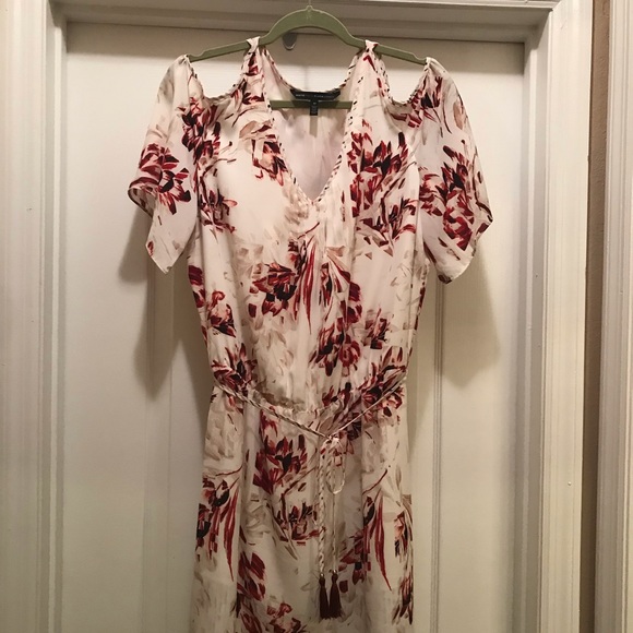 WHBM Cold Shoulder Blouson dress size 10 - Picture 2 of 7